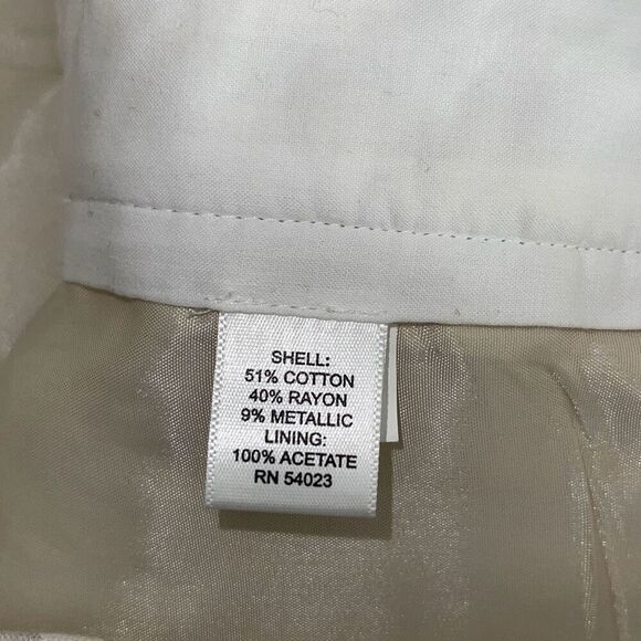 Banana Republic Vintage Womens Geometric Flat Front Shorts Beige Silver Metallic - Picture 6 of 9